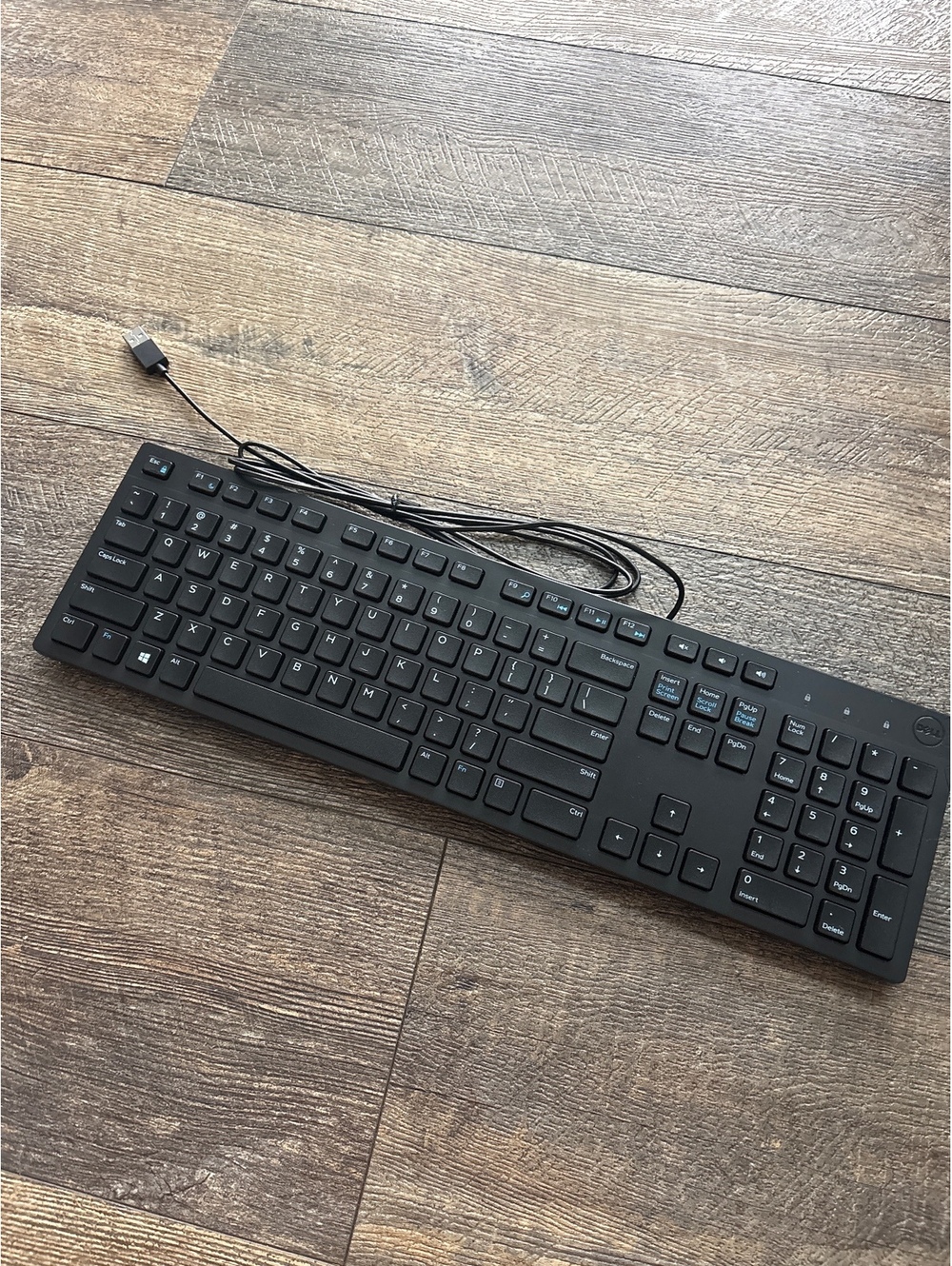 New Dell Wired USB Keyboard Black Full Size with Numeric Keypad
